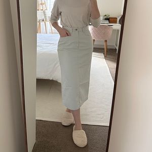 light khaki midi pencil skirt